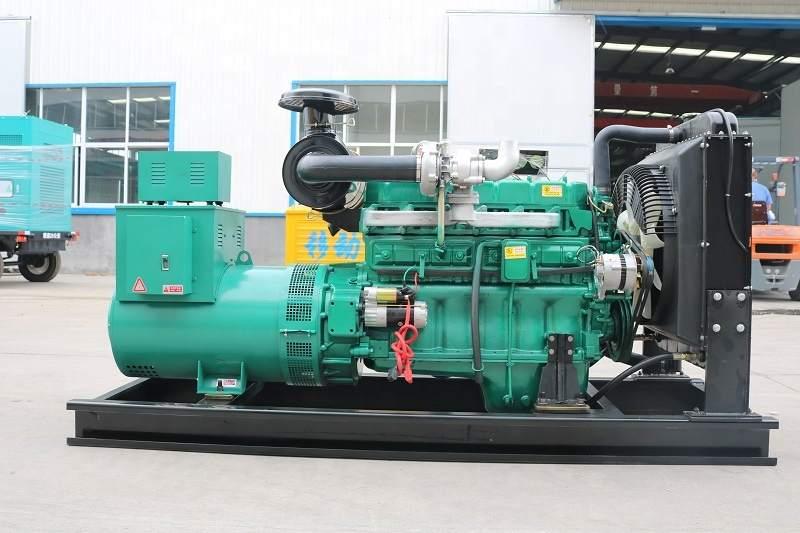 Onderhoudsinspectie van 500kw generator voor oliepomp